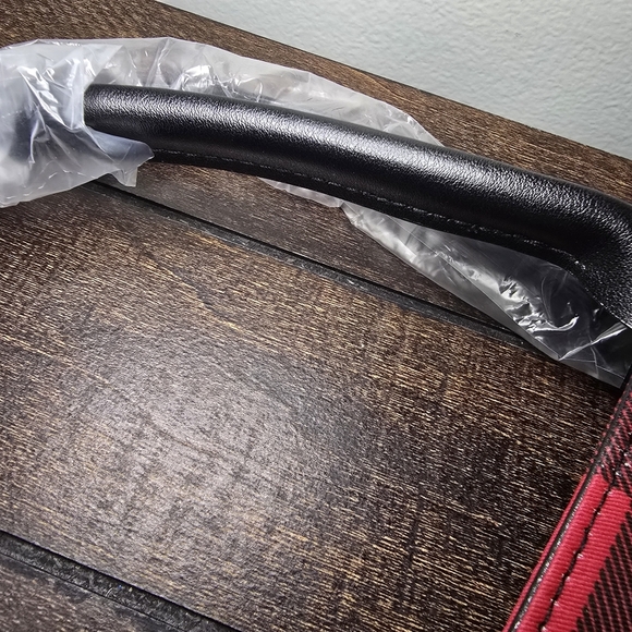 New Victoria’s Secret Red Black Plaid Roses Design Tote Bag Christmas 2020 - Picture 8 of 10